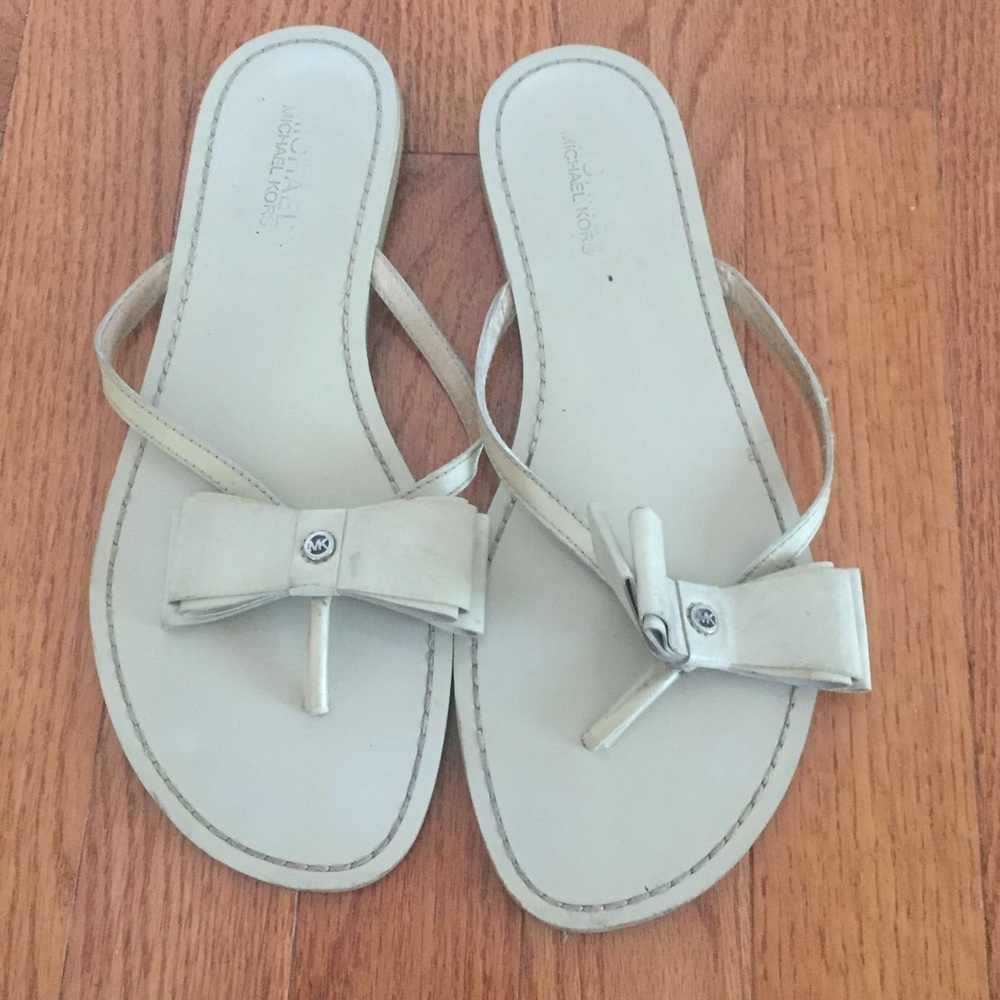 Mickeal Kors White Slandals  Size:38,